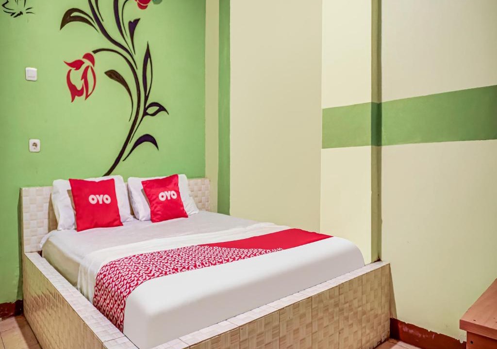 Karawang Hotel | Capital O 91034 Hotel Grand Kenari