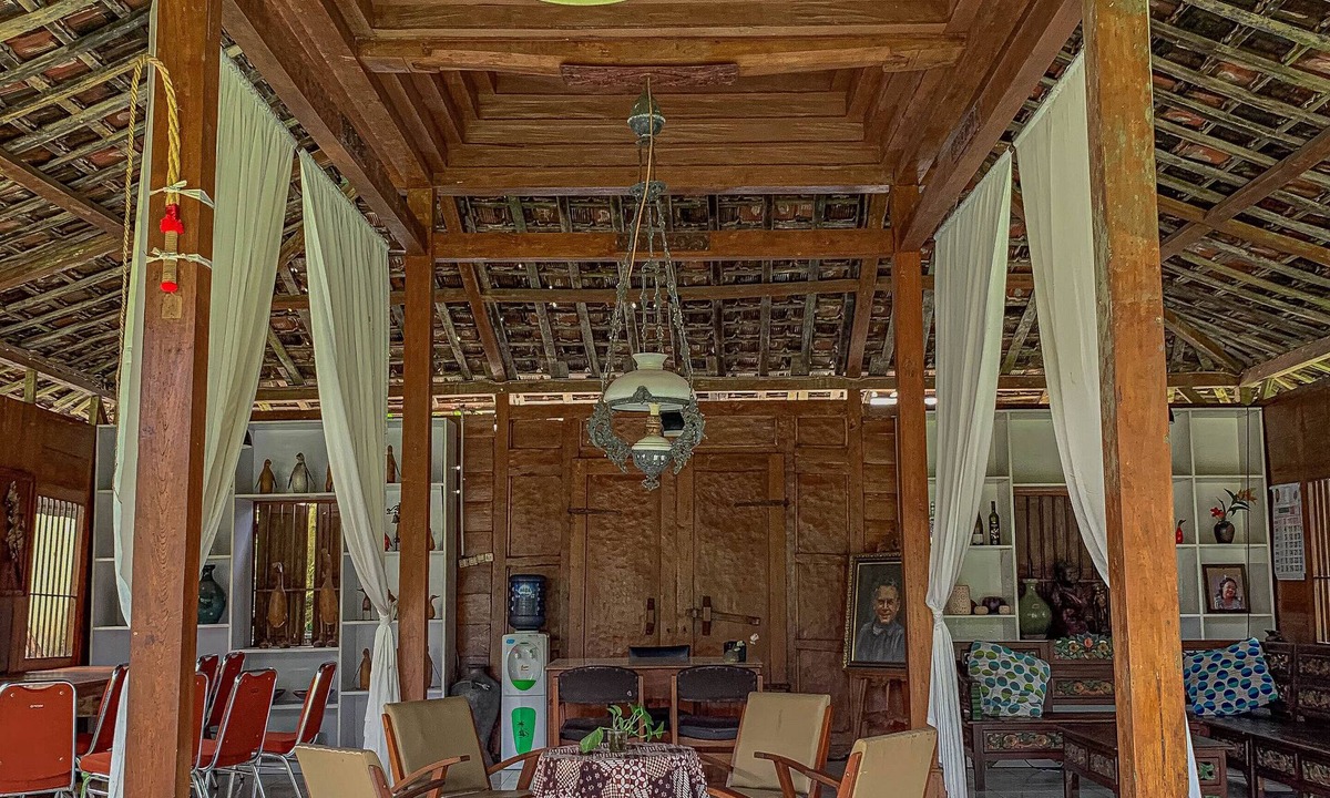 Candi Binangun House | Carla Garden