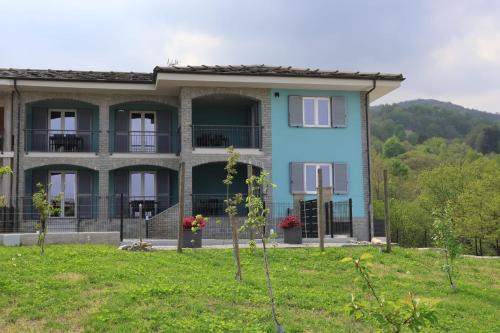 Bagnolo Piemonte Apartment | Casa Piutin, appartamento Bucaneve