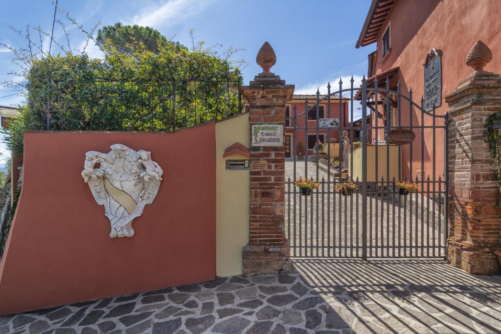 Pieve a Elici House | Casale Belvedere "Il Melograno"