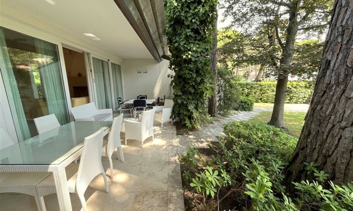 Lignano Riviera Villa | Charming and tastefully furnished villa steps from the sea