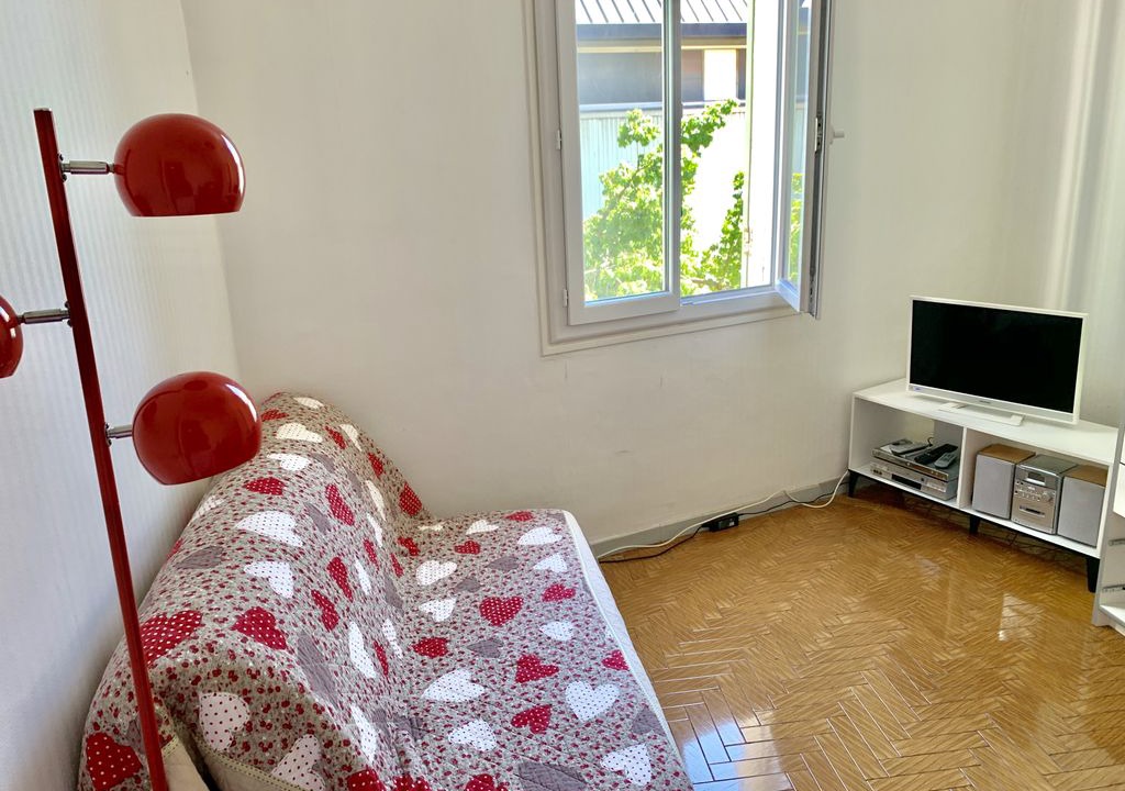 La Madeleine Apartment | Charming apartment near Promenade des Anglais