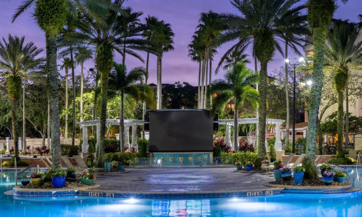 Williamsburg Villa | Charming villa with WiFi, fitness room in superb Orlando