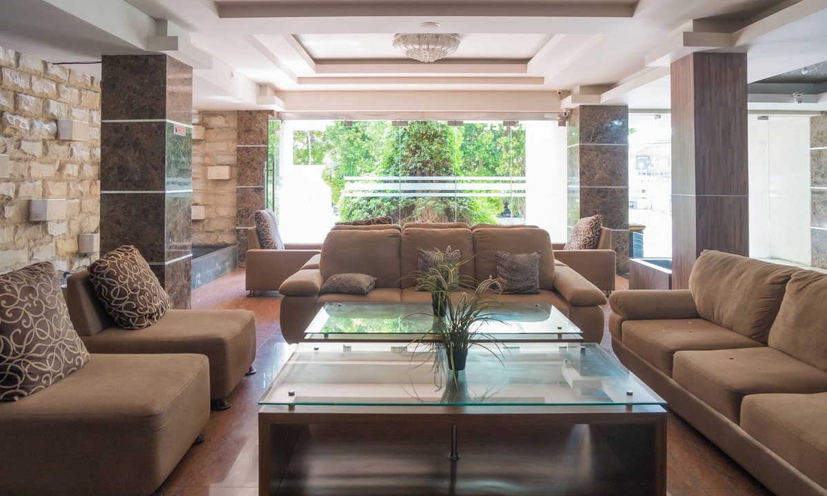 Denpasar Barat Hotel | Chic City Hotel Denpasar (20 min to beach - Central BALI)