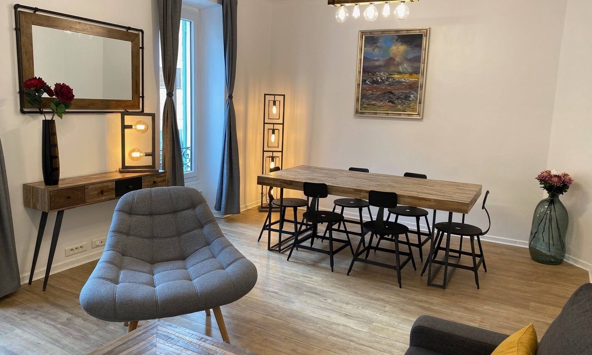 Riquier Apartment | Chic & Cosy apartment close to the port & Garibaldi