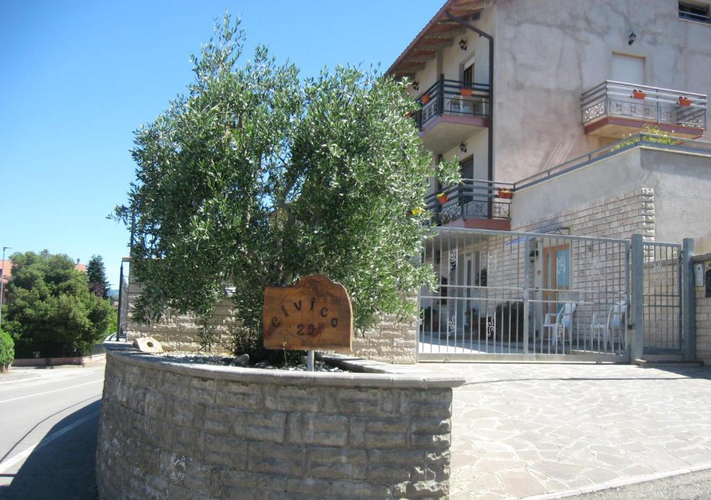 Collestrada Apartment | Civico 29