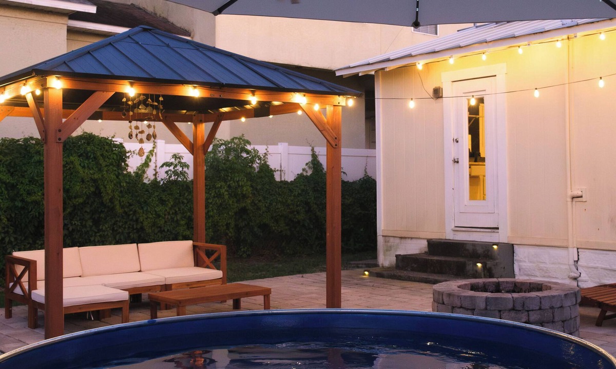 North Orange House | Coastal Bungalow ~ Firepit, Pool, Gazebo