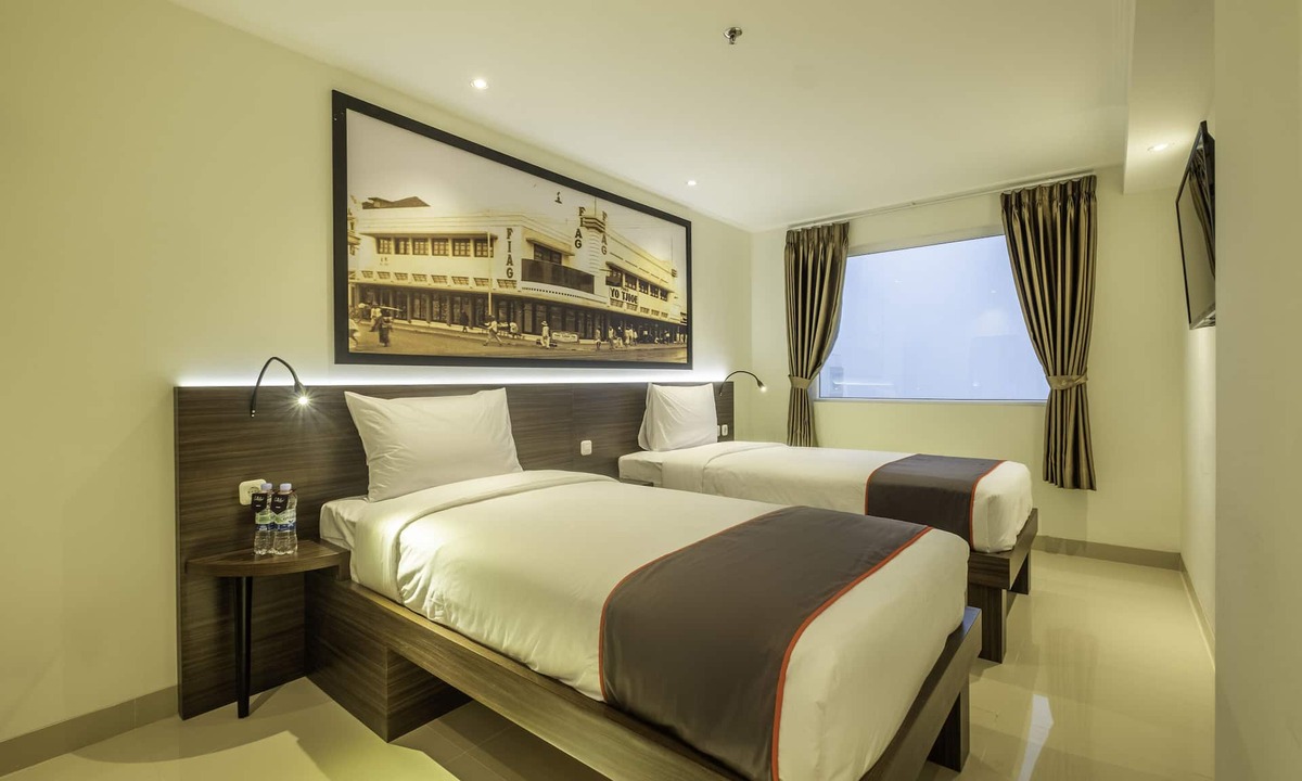 Astana Anyar Hotel | Collection O Hotel Pasar Baru Heritage