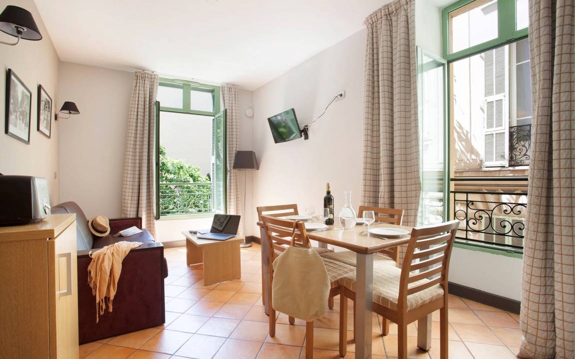 Gambetta Condo | Condo ∙ 1 bedroom ∙ 4 guests