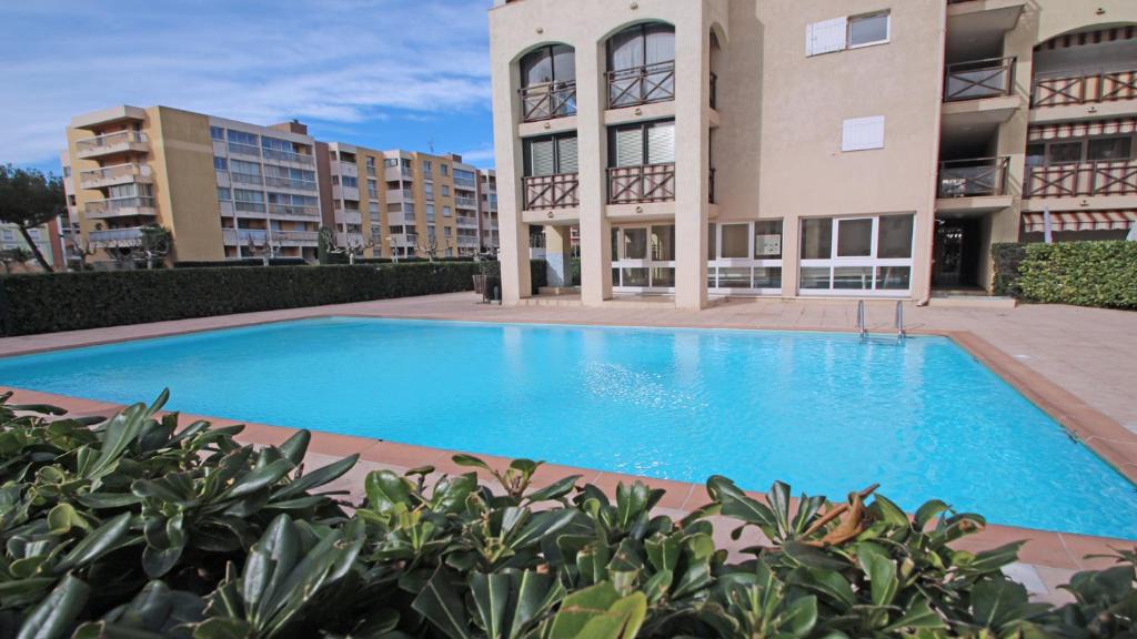 Sainte-Maxime City Centre Apartment | Coralines