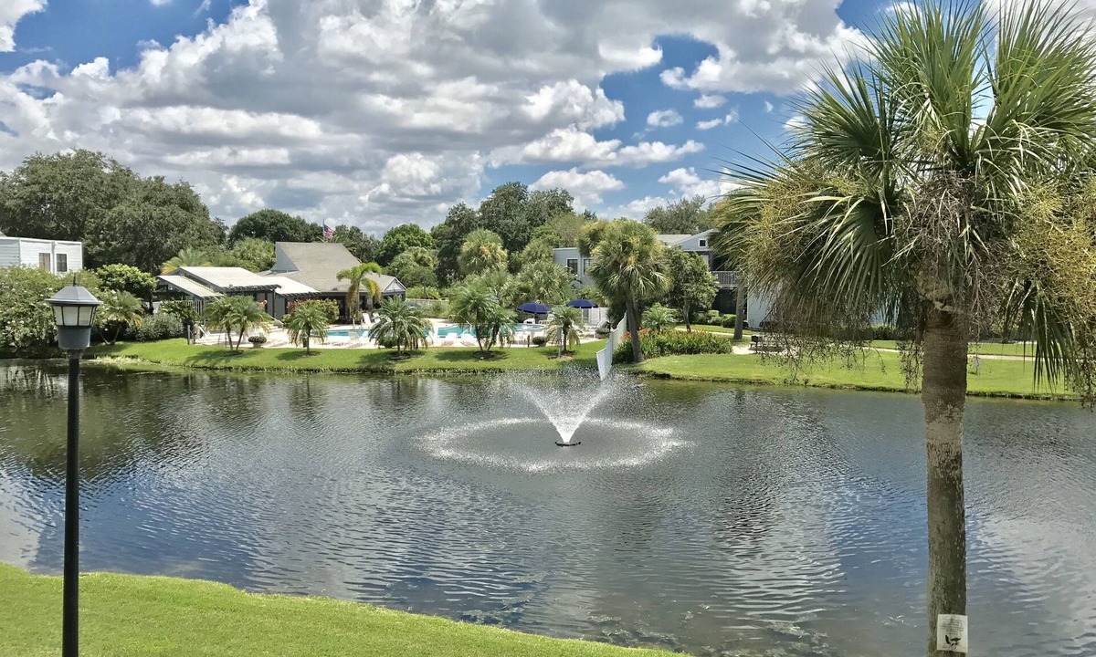 Country Club | Ventura