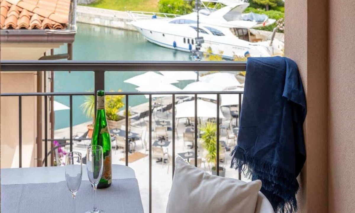 Portopiccolo Apartment | Cuore del Borgo - Portopiccolo Apartments