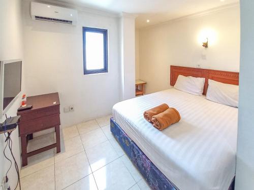 Ampel Hotel | D Hans Hotel Syariah RedPartner near Wisata Religi Sunan Ampel Surabaya