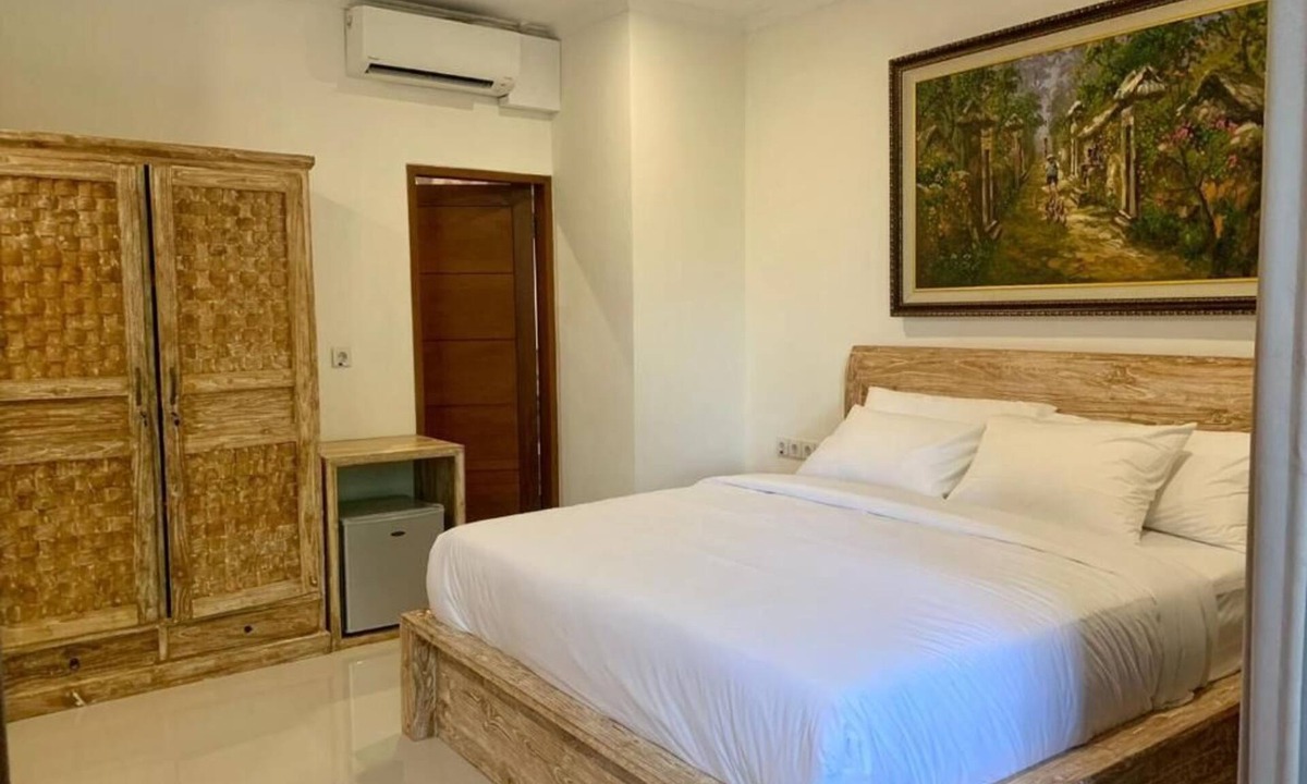 Pengosekan Bed & Breakfast | Deluxe Double Room with Balcony at Mandala Home Stay
