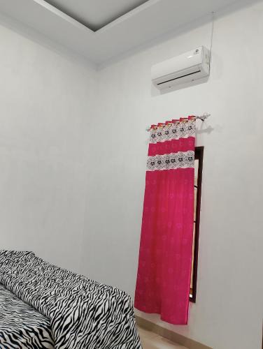 Medan House | Denggan KNO Guest House