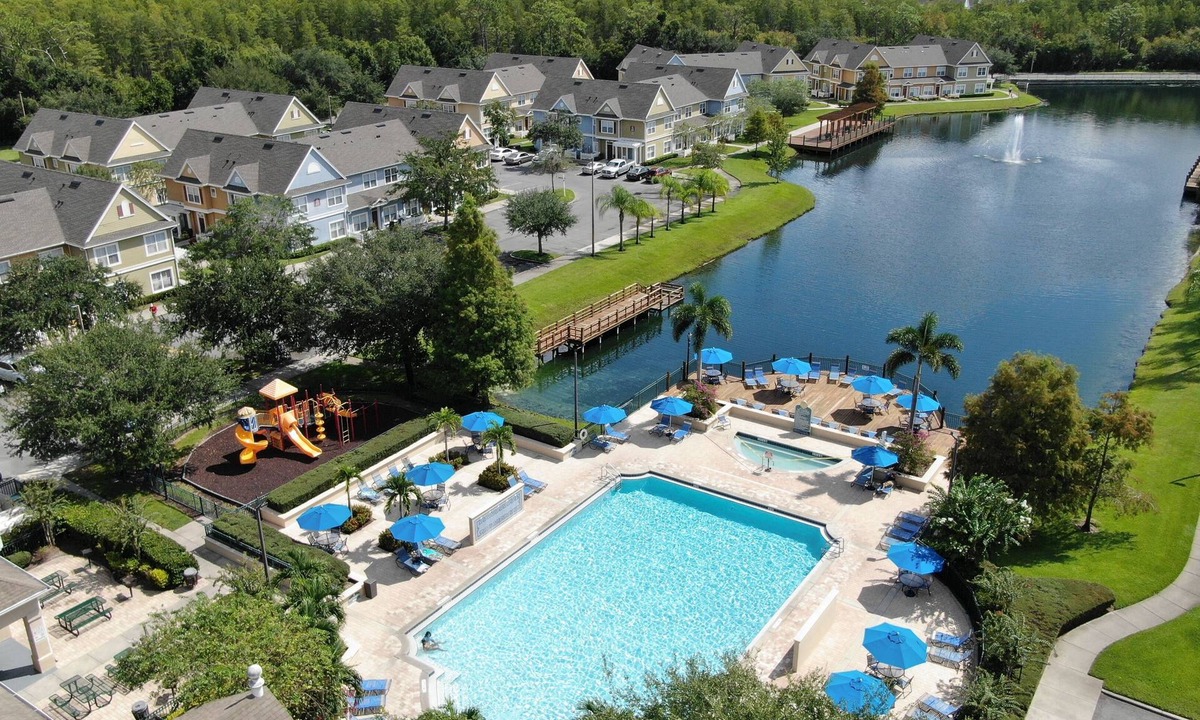 Venetian Bay Villages Villa | DISCOUNTED! Magnolia House 8pp 4bd-3ba Disney Universal
