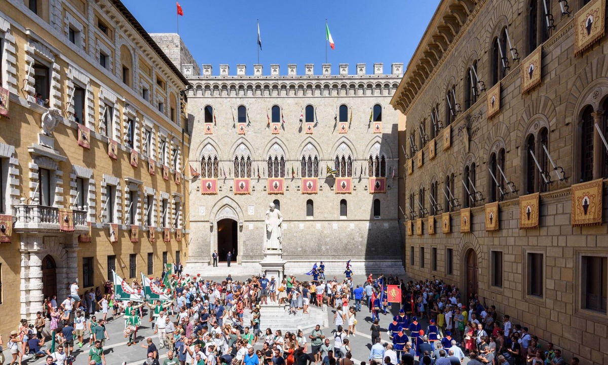 Siena Historical Center House | Domus Nannini SPA - Palazzo Nannini - Loggia Salimbeni