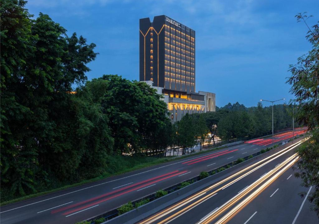 Ciputat Hotel | DoubleTree by Hilton Jakarta Bintaro Jaya