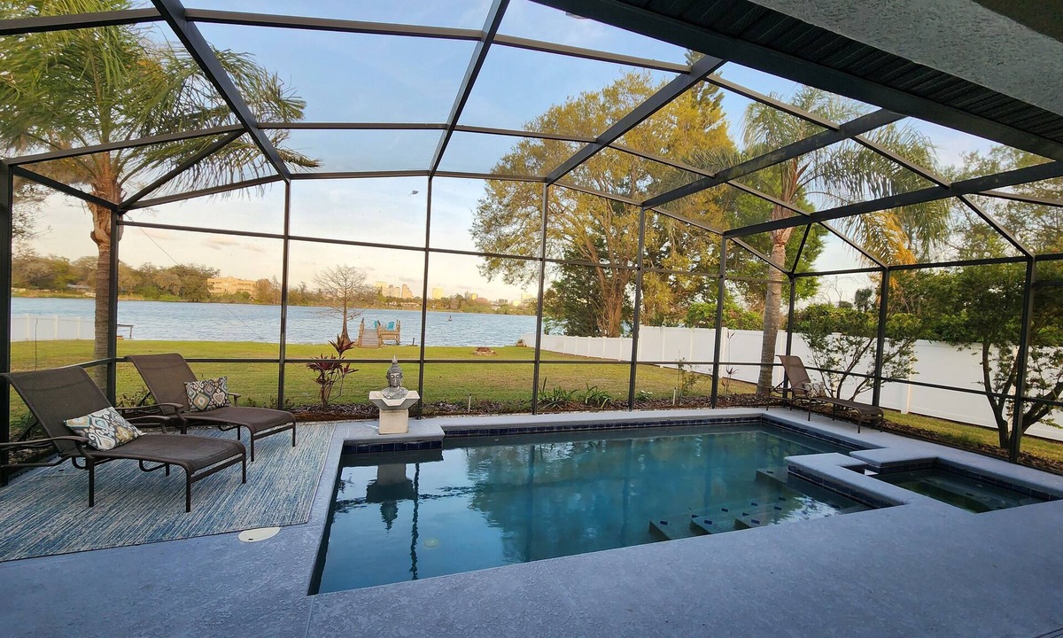 Northwest Orlando House | Downtown Lakehouse w/Pool, Best View in Orlando!