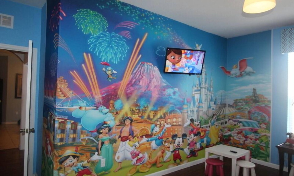 Windsor Hills Condo | Dream Disney Family Vacation,one of best resort 2 miles to Disney, space for 8