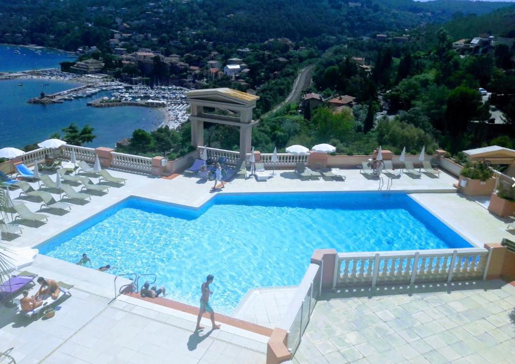 Theoule-sur-Mer Apartment | Extremely beautiful and charming apartment in a unforgettable location, recently renovated