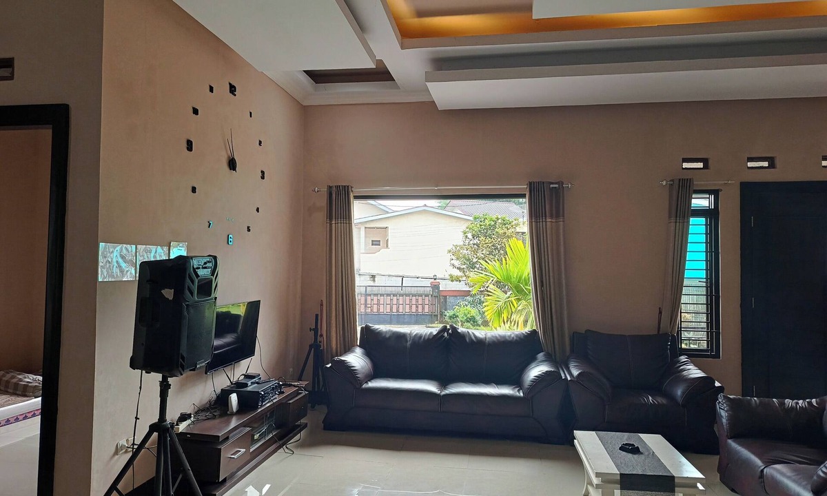Ciloto Villa | F One Village