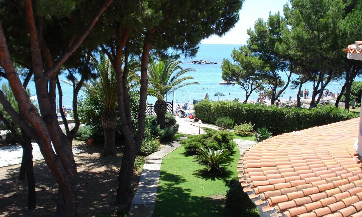 Sarroch Apartment | Fronte Mare - Facing the sea