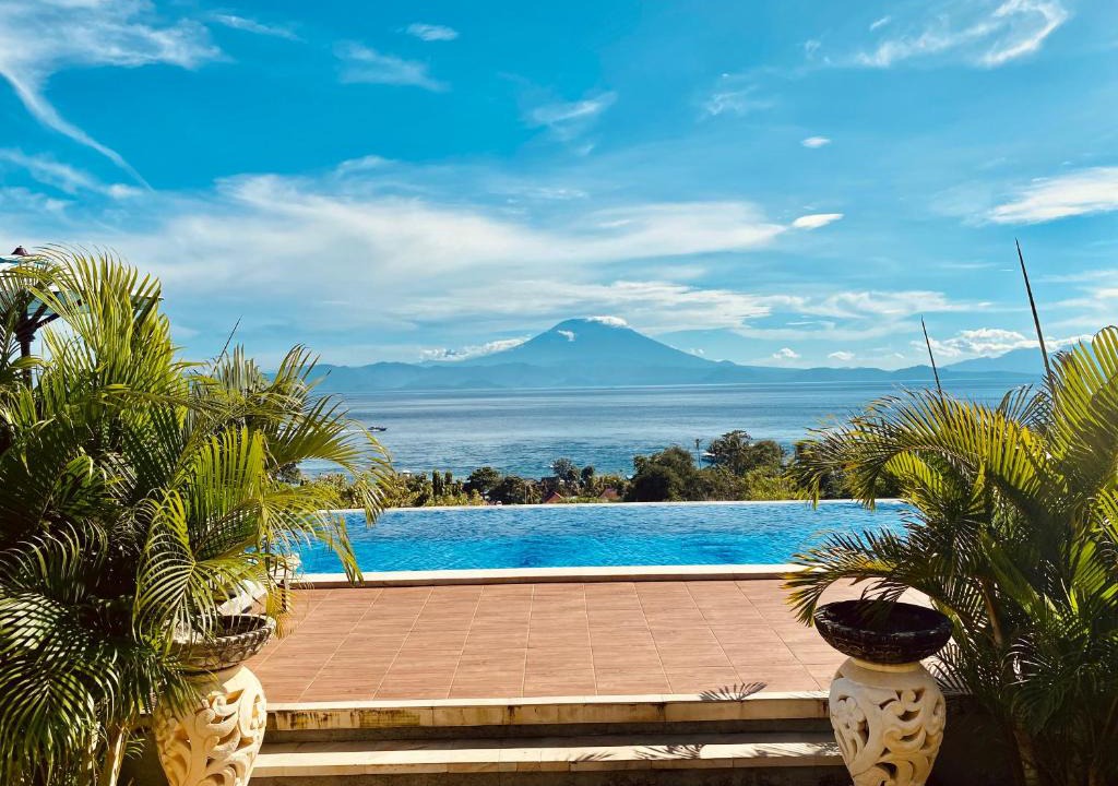 Sampalan Hotel | Gara Gara Sea View