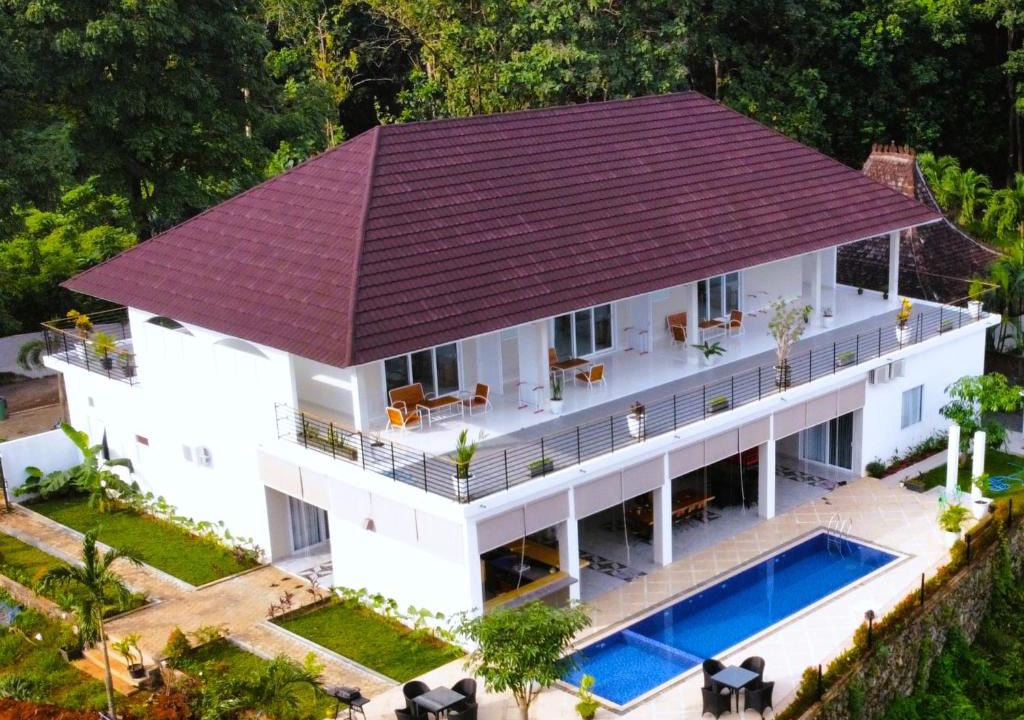Bandengan House | Garden House Jepara