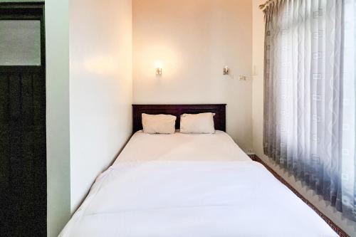 Kudus Hotel | Gatra Hotel Syariah near Alun Alun Kudus Mitra RedDoorz