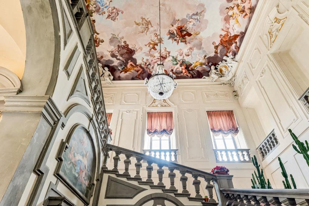 Santissima Annunziata Apartment | Golden Luxe-Penthouse Duomo ViewGarden & Parking