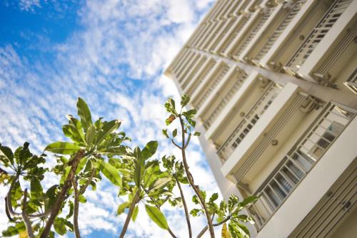Tangerang Hotel | Golden Tulip Essential Tangerang