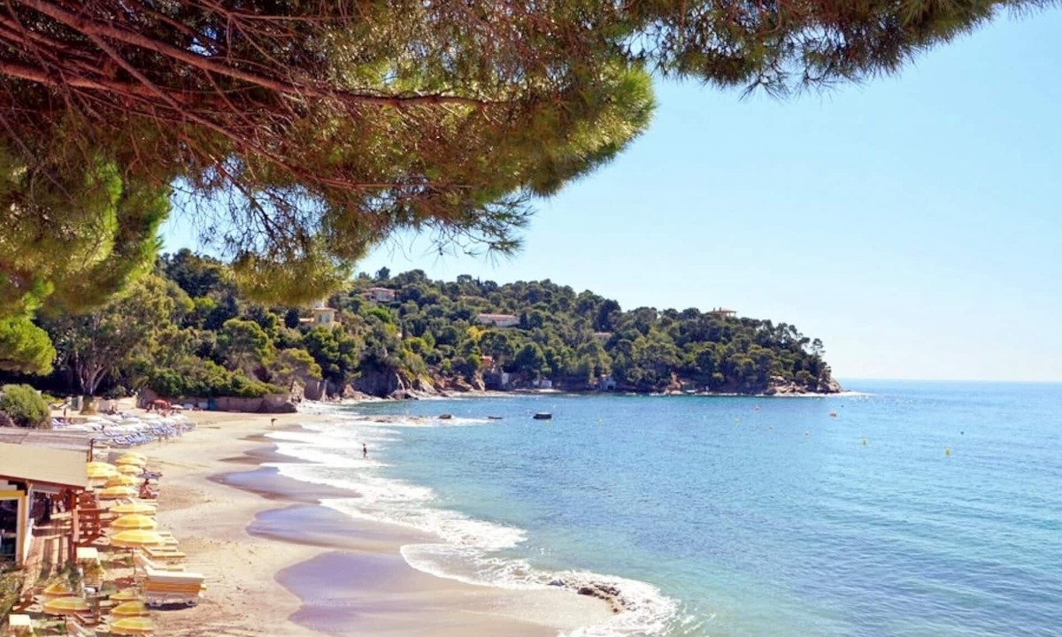 Rayol-Canadel-sur-Mer Villa | Gorgeous villa facing the sea 3 - 5 mints stroll to beach