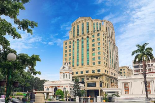 Kesawan Apartment | Grand City Hall Hotel & Serviced Residences