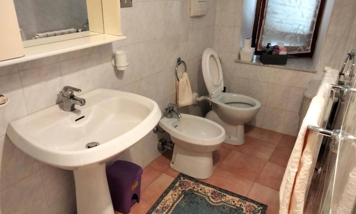 Casola in Lunigiana House | Grandma's House - Double Room with Private Bathroom