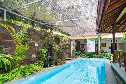 Banjarasri House | Griya Kulon Yogya