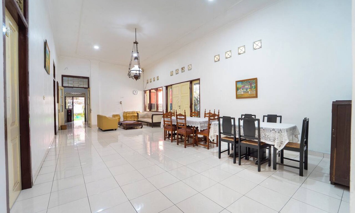 Tegalrejo House | Griya Sastrowardoyo by ARBA