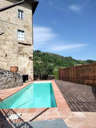 San Romano in Garfagnana Apartment | GuestHost - Sillicagnana Castle Villa with Swimming Pool!