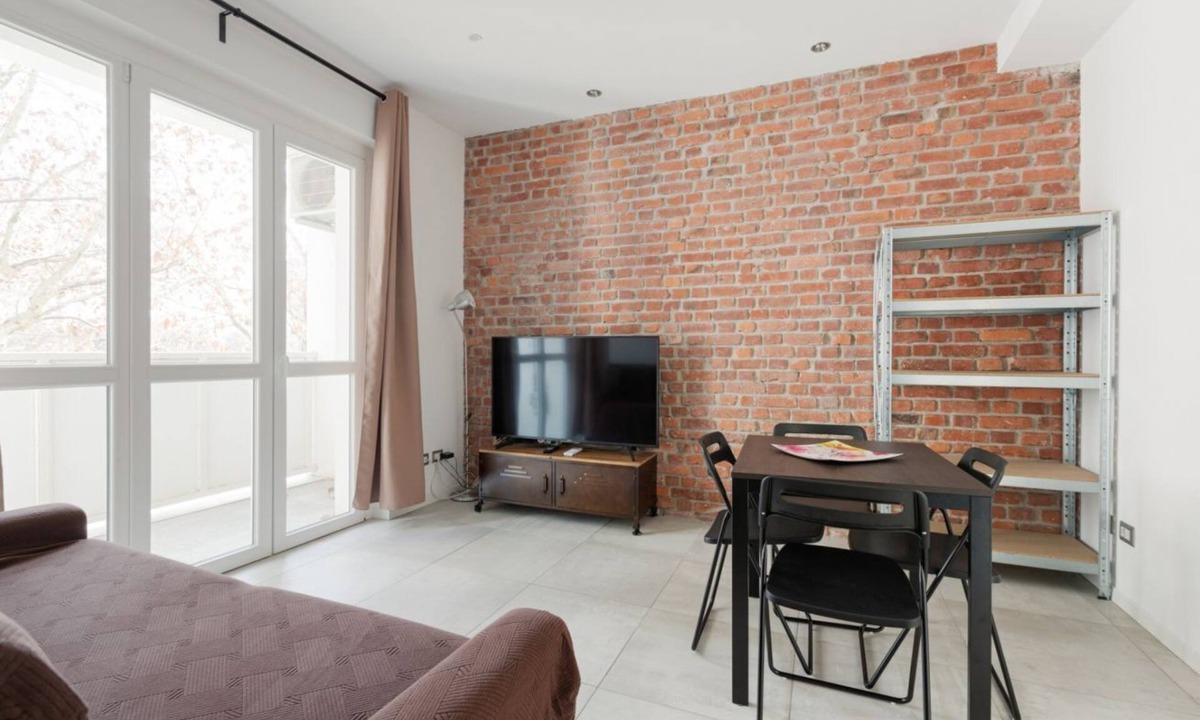 Acquabella Apartment | GuestHost - M4 Argonne Design Apartment with Balconies
