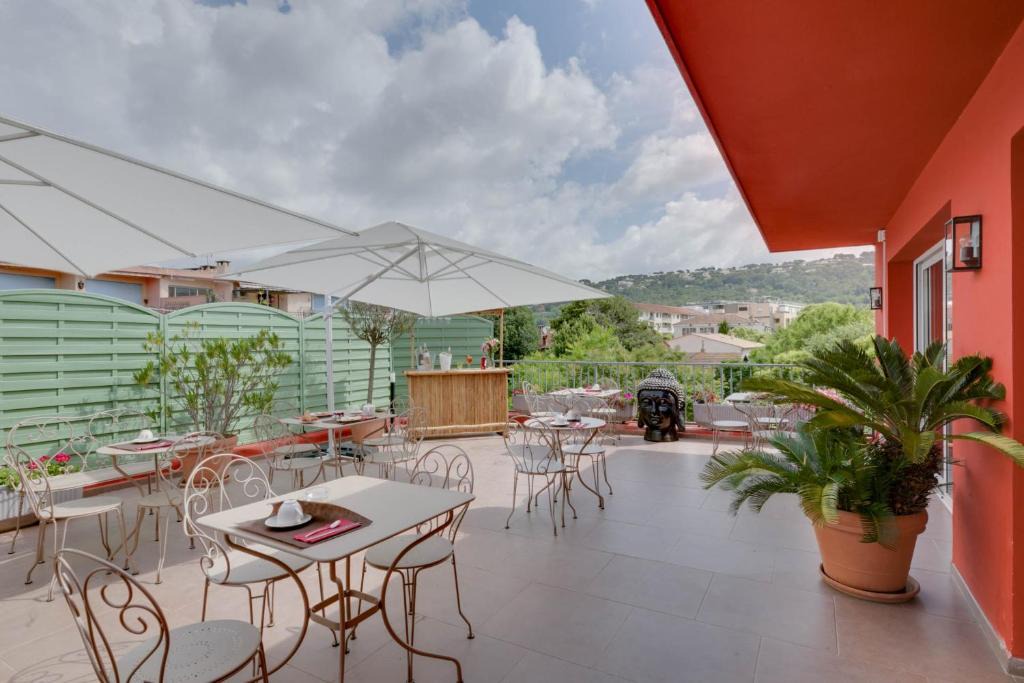 Mouans-Sartoux Hotel | Hôtel CASABELLA Cannes Mouans Sartoux