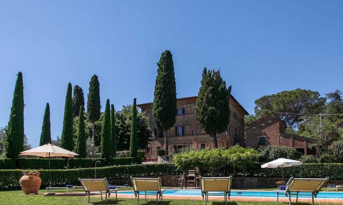 Lucignano Villa | Historic Villa in the Tuscan countryside