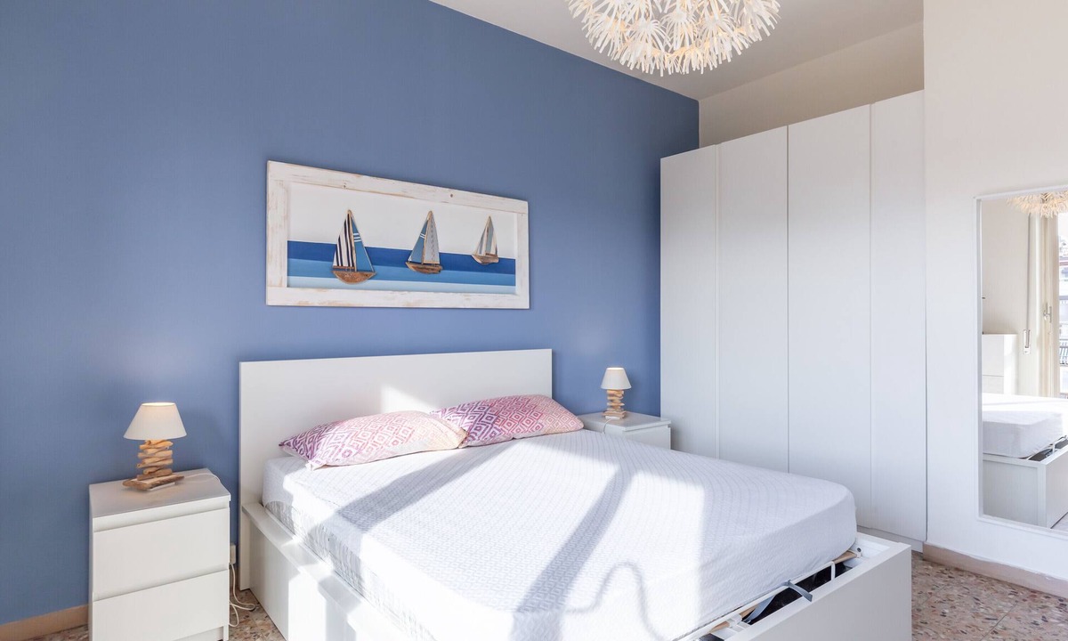 Marina di Carrara Apartment | Holiday Apartment "Casa Di Elena Marina Di Carrara" with Sea View & Private Terrace