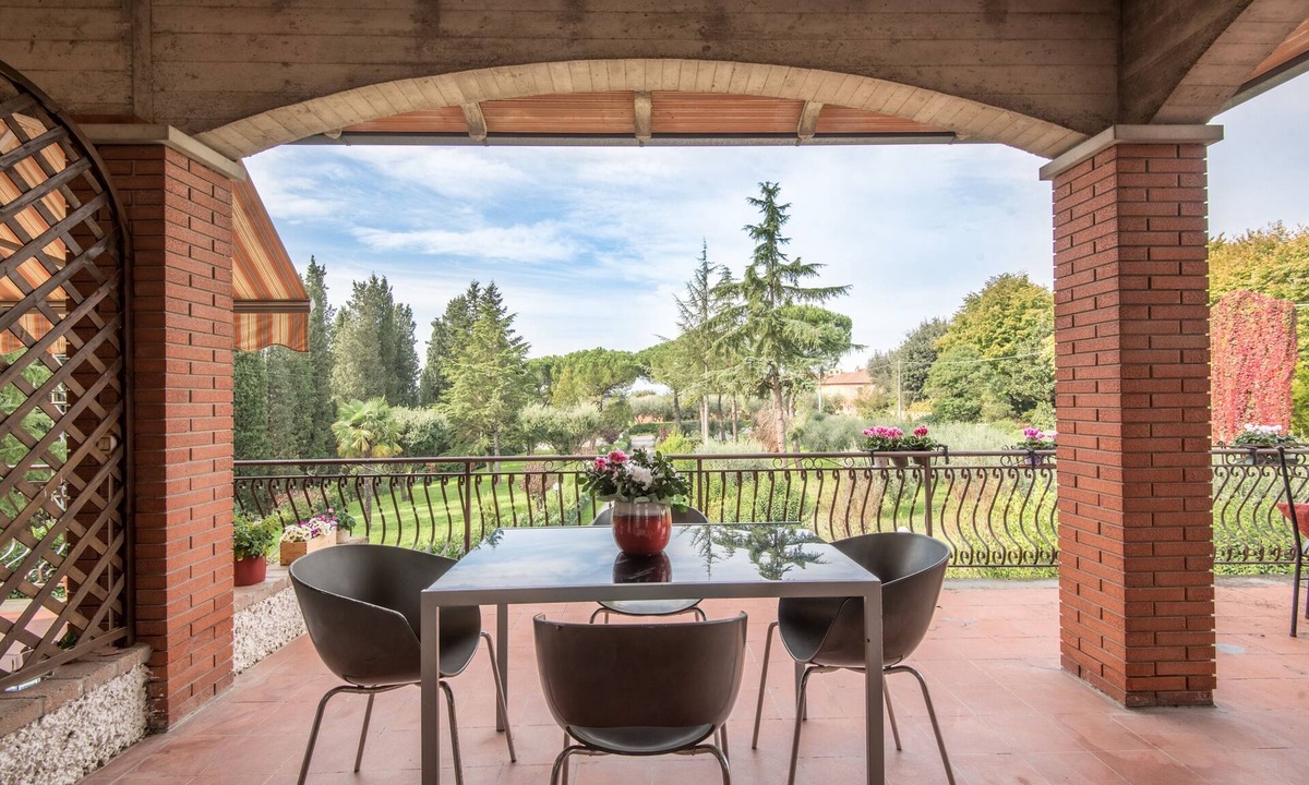 Santarello Apartment | Holiday Apartment "Appartamento Ulivo" with Garden & Terrace