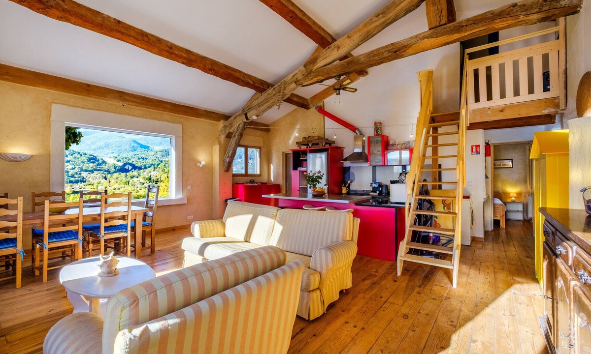 Fayence Villa | Holiday Home 'Villa Provence Vue Panoramique -' with Mountain View, Private Pool and Wi-Fi