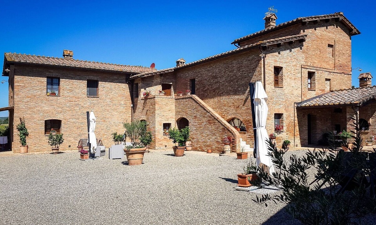 Monteroni d'Arbia House | Holiday House San Pierino - Stalla . family holiday 15 minutes from Siena!
