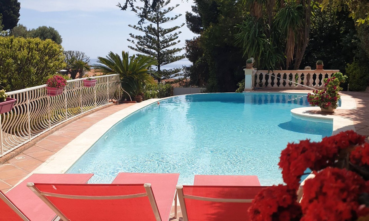Cap d'Ail House | Holiday House with private pool and view. Monaco Cap d'Ail