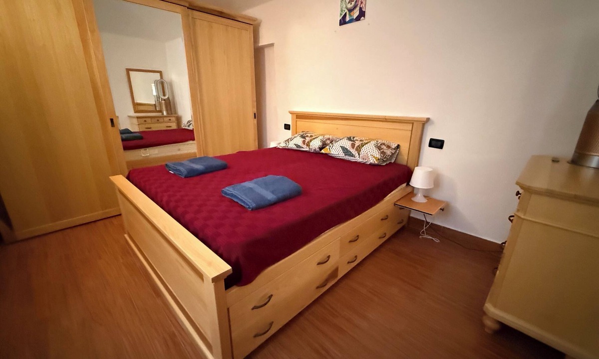 Lavagna Apartment | Home away from home 010028-LT-0849