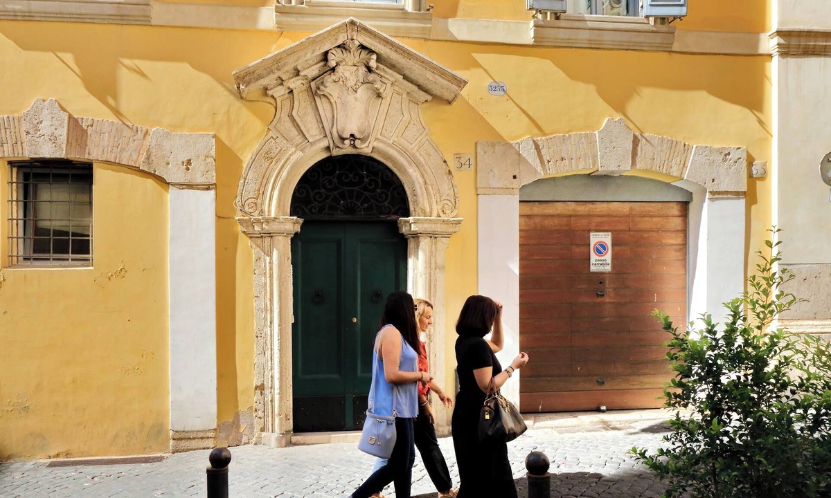 Rione VII Regola House | Home in Campo dei Fiori (Old Town)