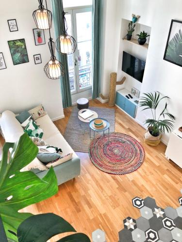 Centre Ville-Gare Apartment | Homelivia, Appart FRIDA, mezzanine, déco raffinée et balcon