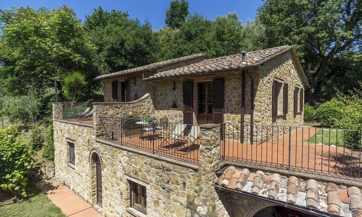 Montepulciano Apartment | Homerez - Apartment in Montepulciano